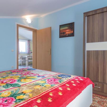 Stunning Apartment In Peroj With Wifi Exterior photo