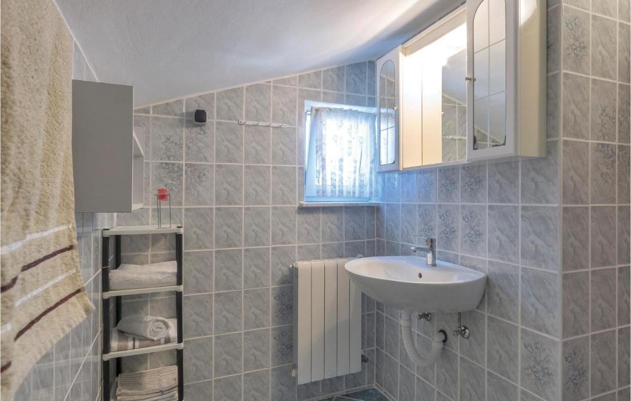 Stunning Apartment In Peroj With Wifi Exterior photo